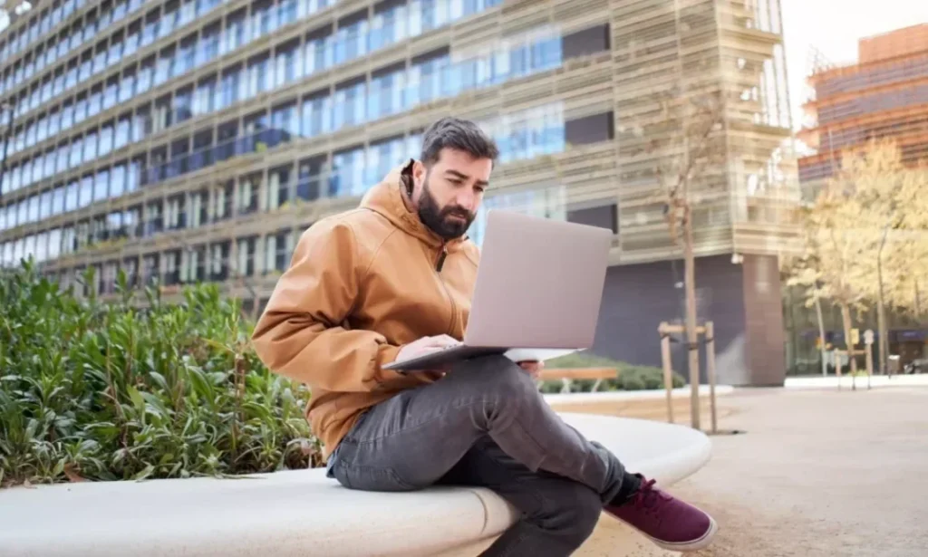 11 pomysłów na posty na LinkedIn dla firm